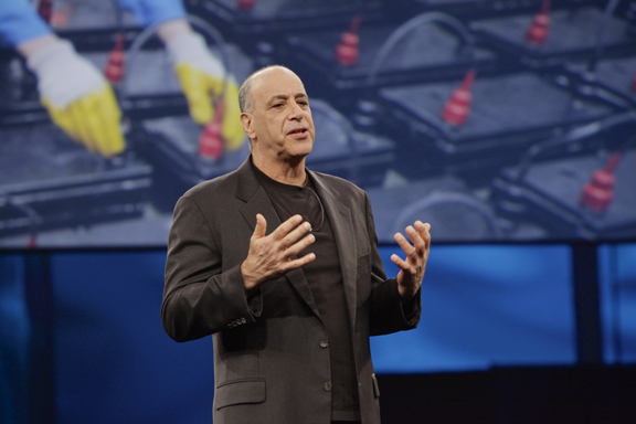 Autodesk CEO Carl Bass discusses the convergence of manufacturing and building processes. 